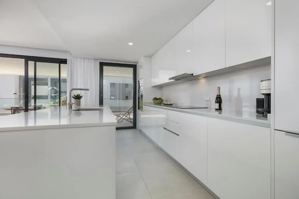 Amazing 4 Bedroom Apt With Pools + Gym - Rdr269 Estepona 0*,