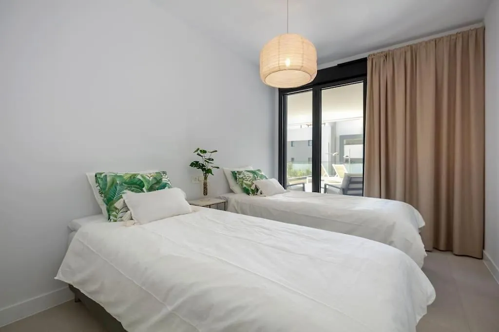 Apartment Amazing 4 Bedroom Apt With Pools + Gym - Rdr269 Estepona